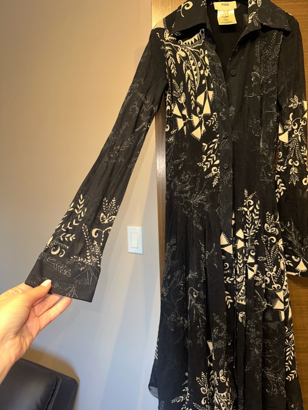 Fuzzi black & beige Printed dress Italy SZ M - Picture 5 of 7
